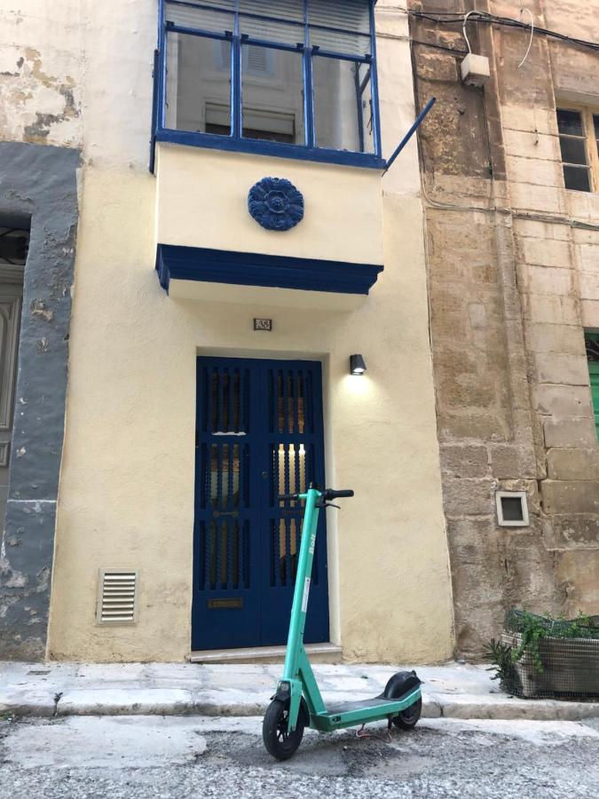 Floriana Cosy Townhouse Apartment Bagian luar foto